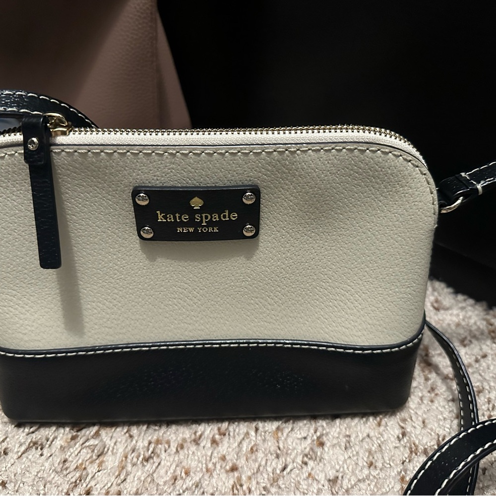 Kate Spade Elegant Black and Cream Crossbody